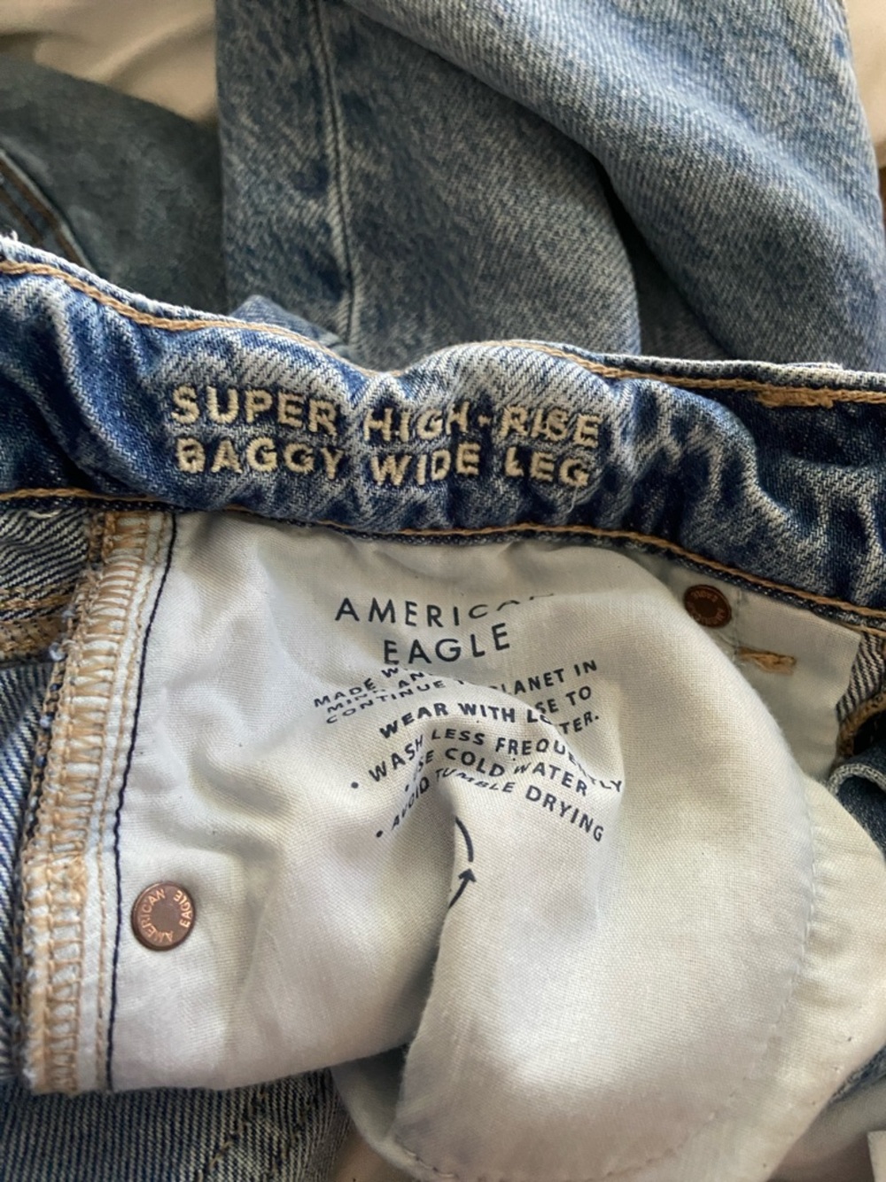 American Eagle Super High Rise Wide Leg Baggy Jeans Distressed 8 X-Long - Picture 14 of 14